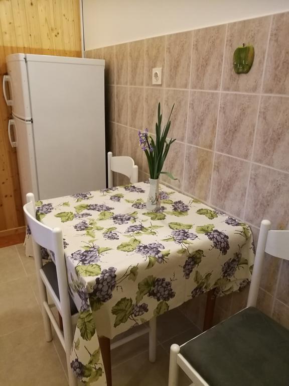 Apartments Val Mari - Laguna Ровин Екстериор снимка