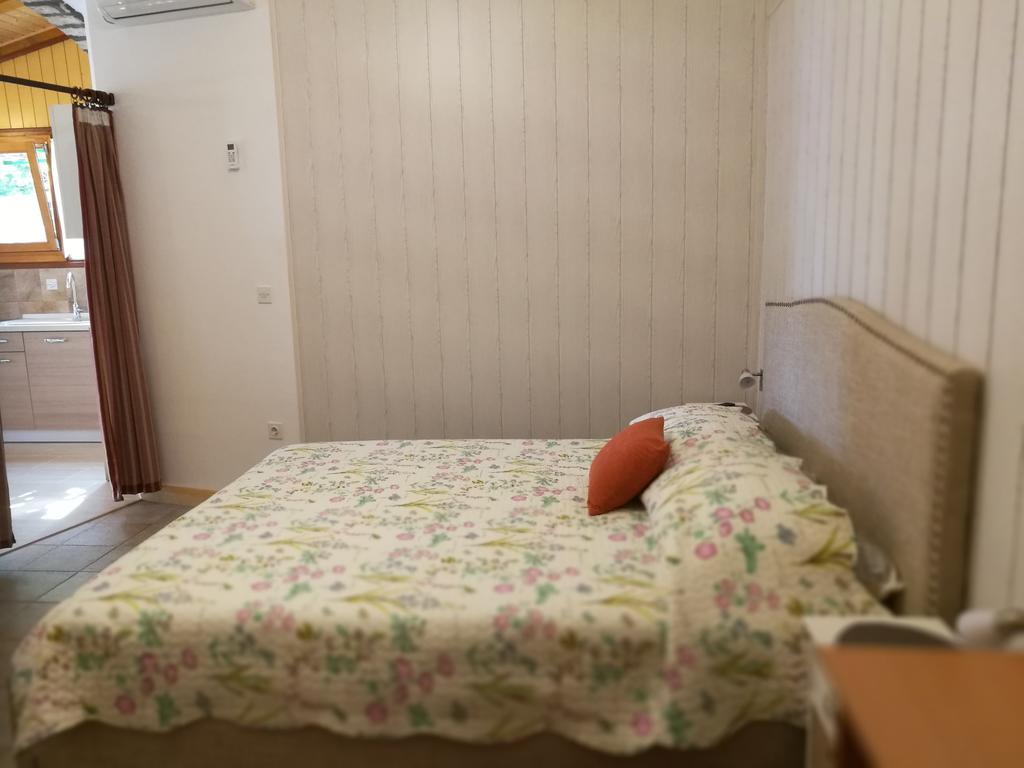 Apartments Val Mari - Laguna Ровин Екстериор снимка