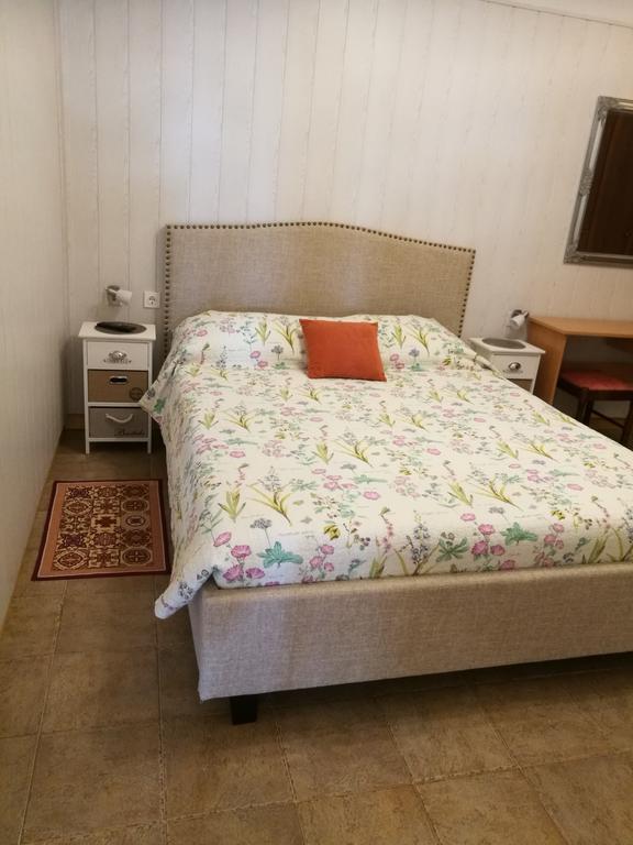 Apartments Val Mari - Laguna Ровин Екстериор снимка
