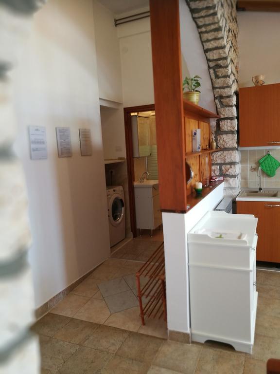 Apartments Val Mari - Laguna Ровин Екстериор снимка