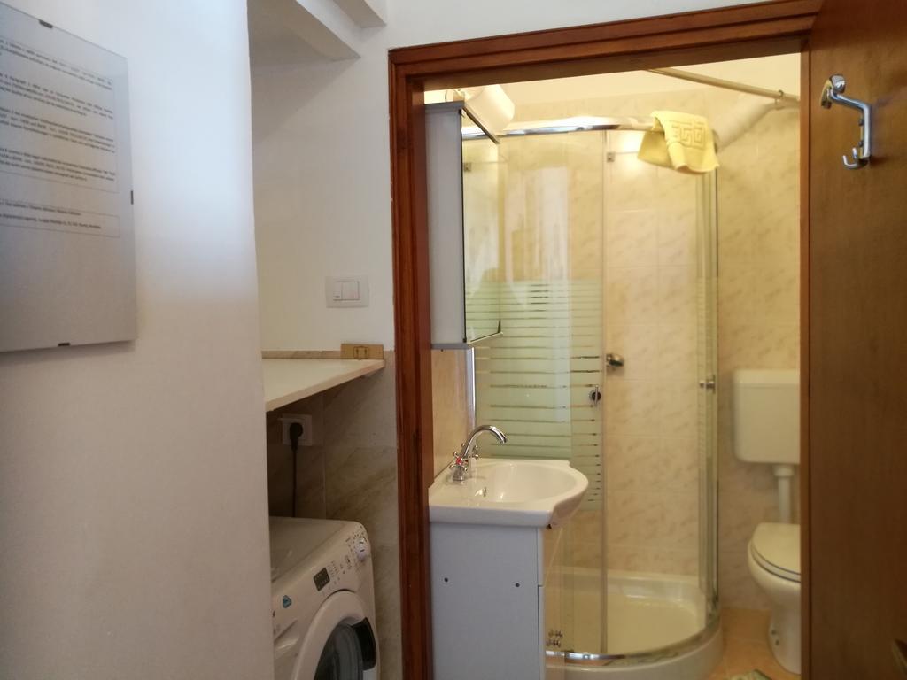 Apartments Val Mari - Laguna Ровин Екстериор снимка