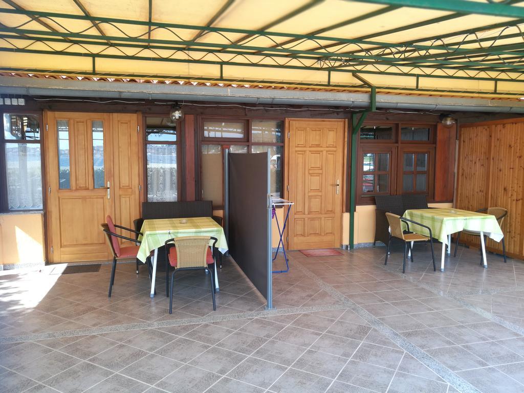 Apartments Val Mari - Laguna Ровин Екстериор снимка